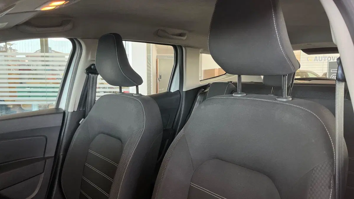 Dacia Duster usata a Catania (19)