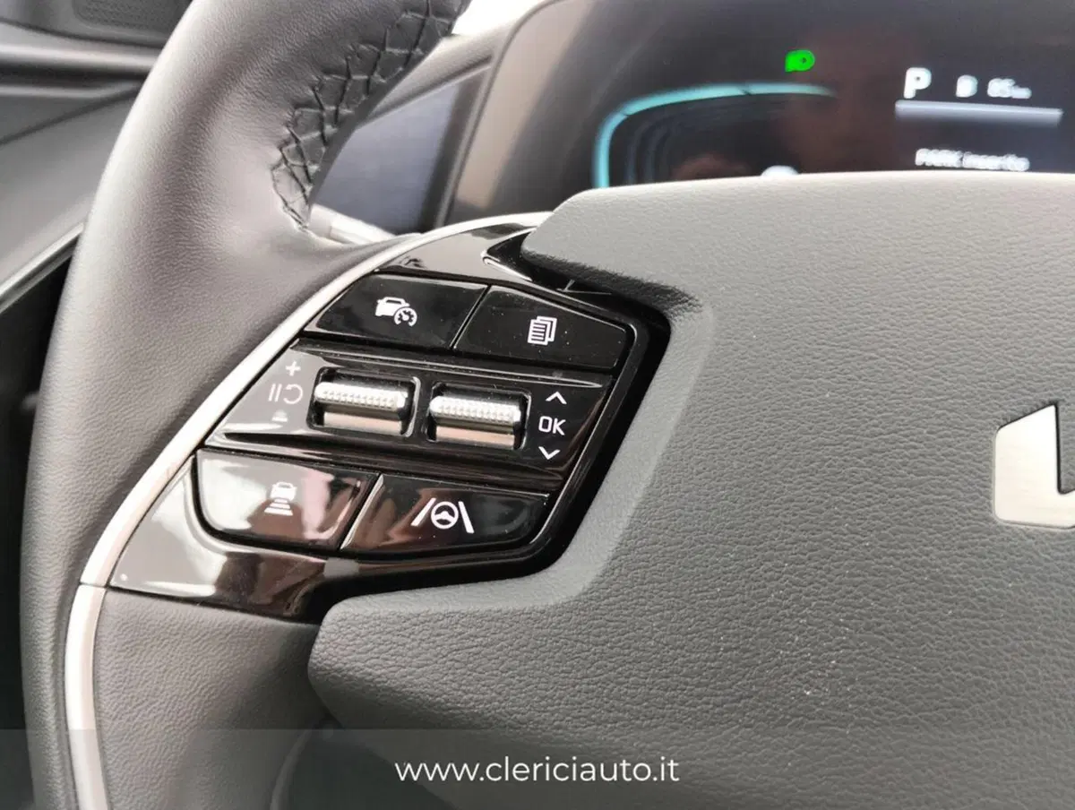 Kia Niro usata a Como (11)