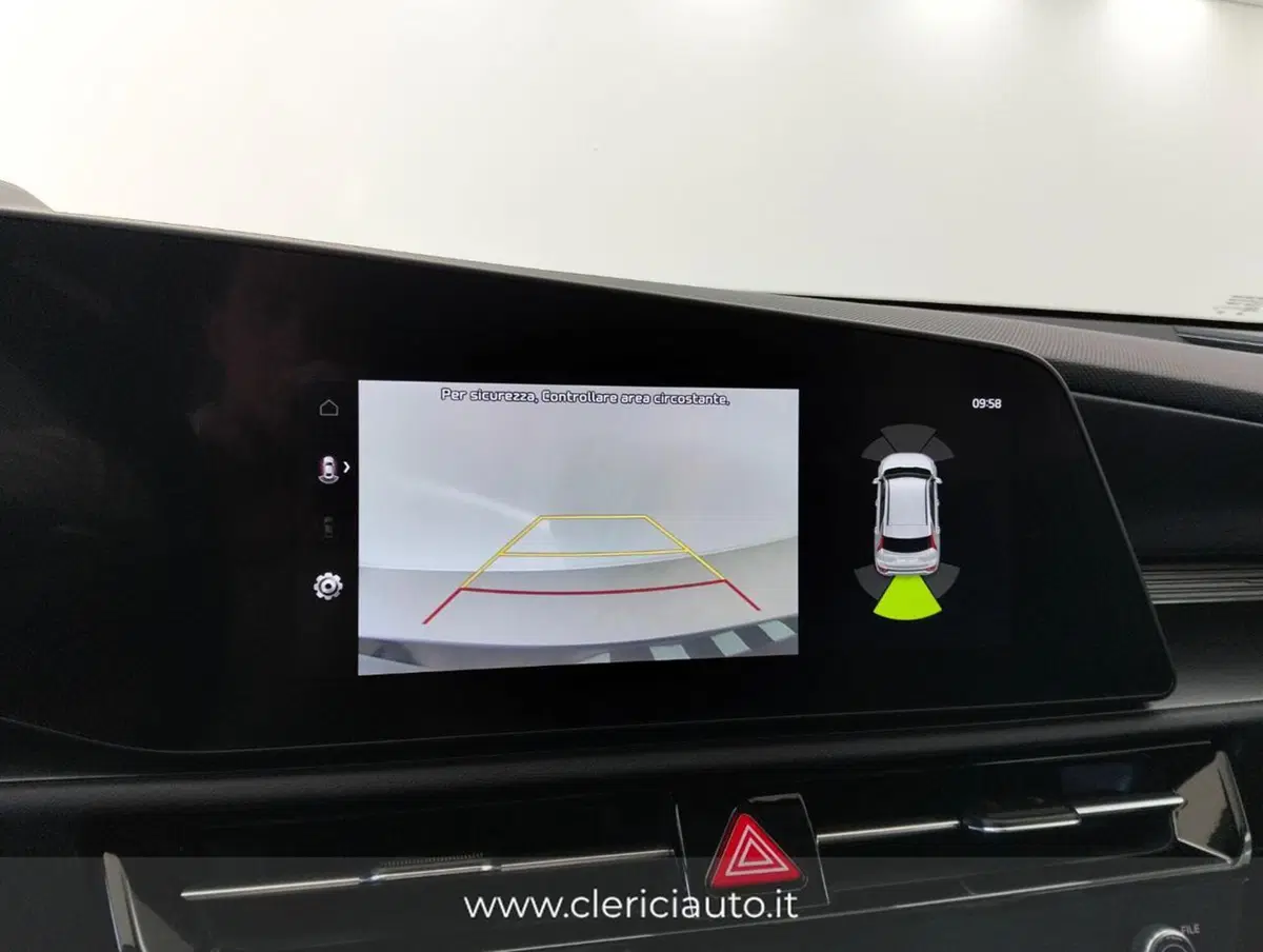 Kia Niro usata a Como (17)
