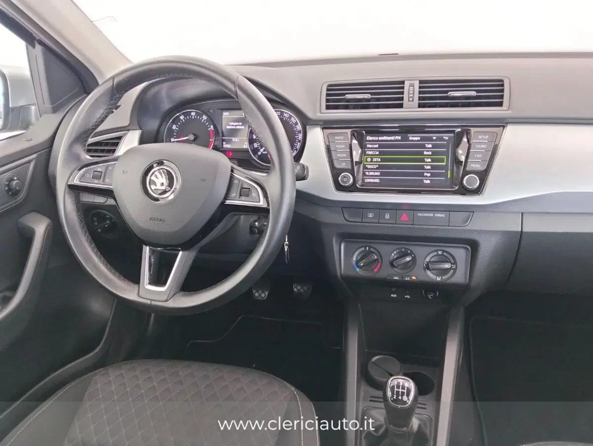 Skoda Fabia usata a Como (10)