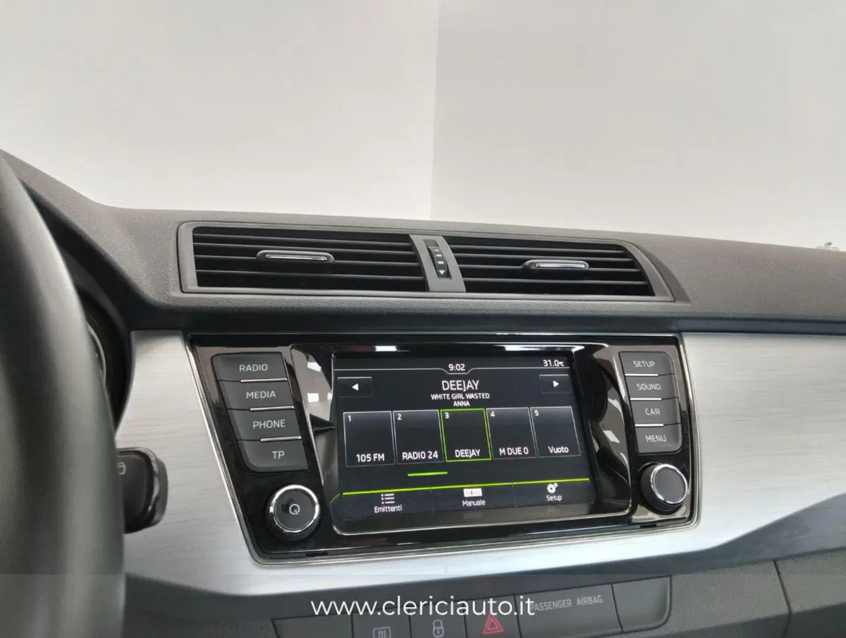 Skoda Fabia usata a Como (13)
