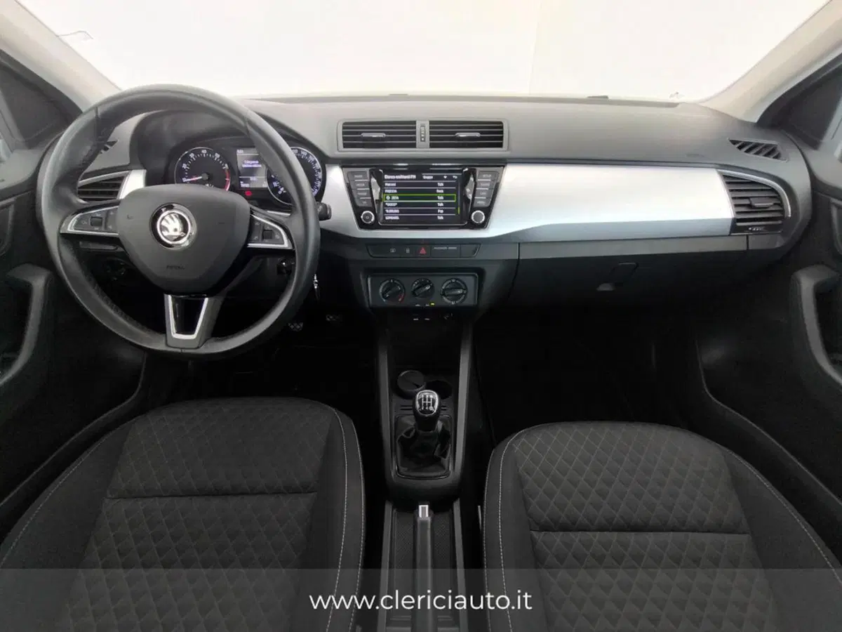 Skoda Fabia usata a Como (4)