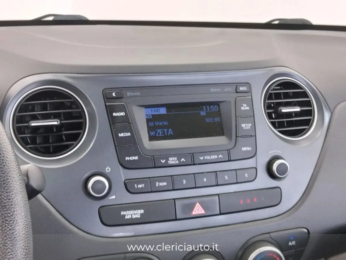 Hyundai i10 usata a Como (11)