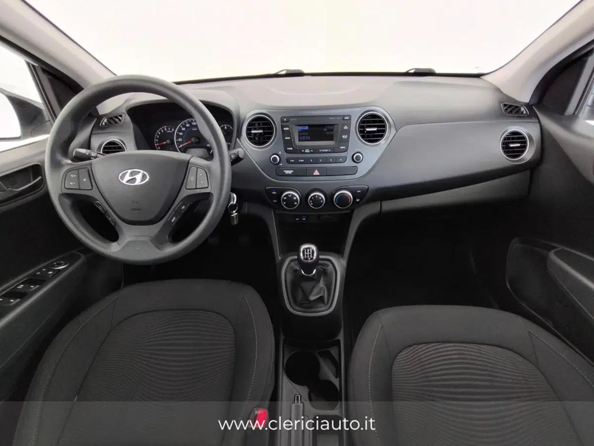 Hyundai i10 usata a Como (4)