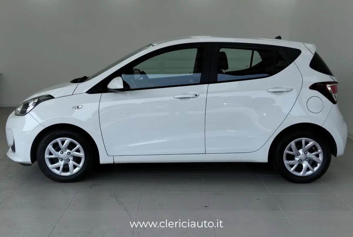 Hyundai i10 usata a Como (7)