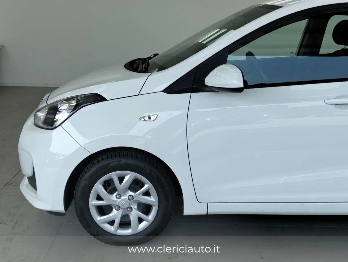 Hyundai i10 usata a Como (8)