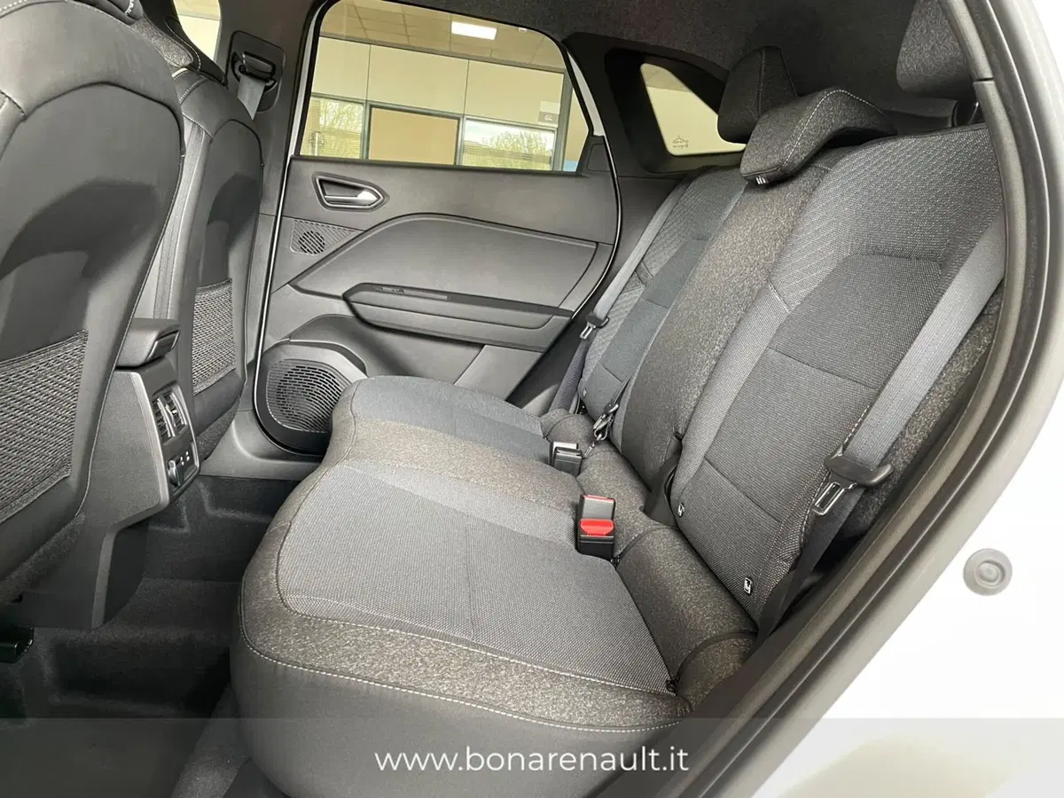 Renault Symbioz nuova a Monza e Brianza (8)
