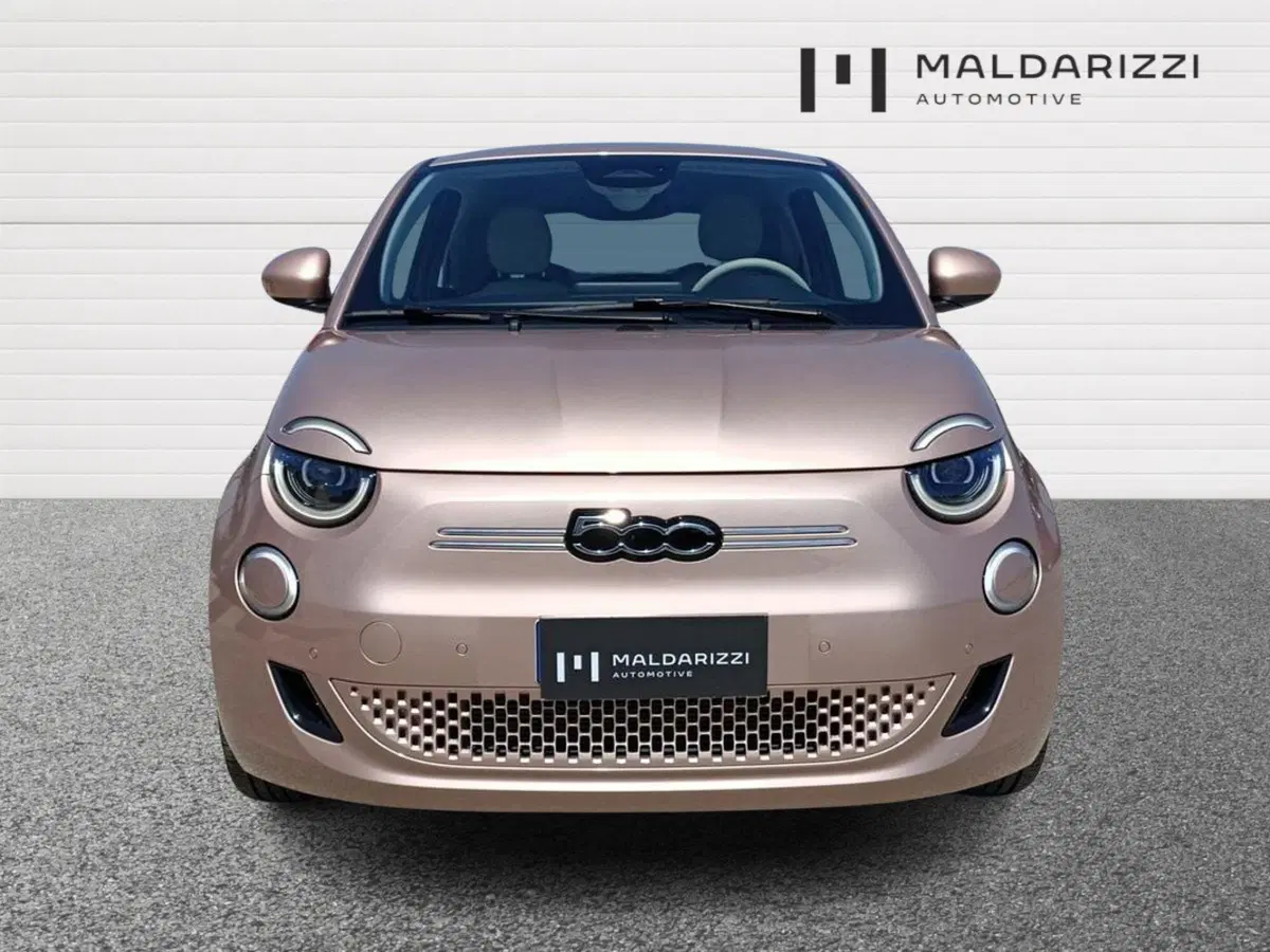 Fiat 500 Cabrio usata a Bari (2)