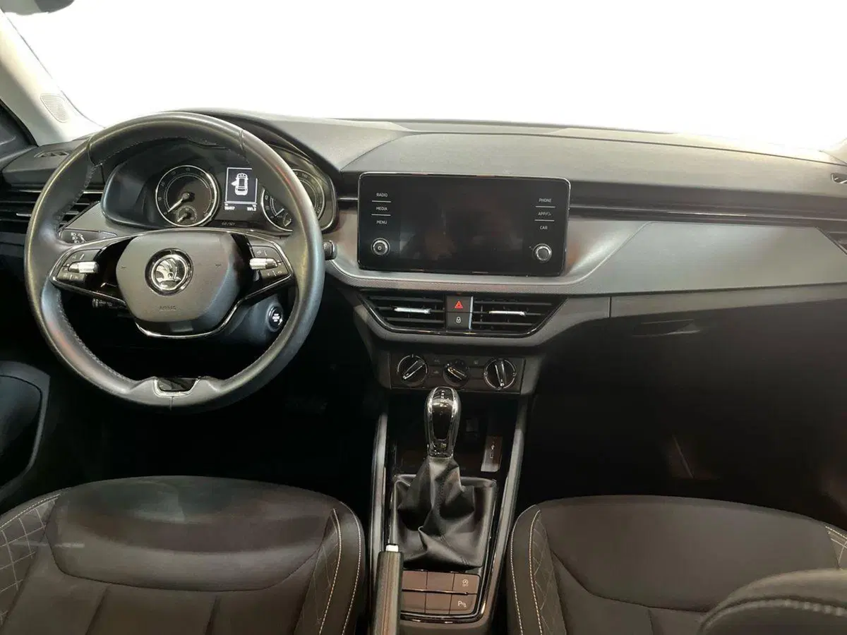 Skoda Kamiq usata a Bari (8)