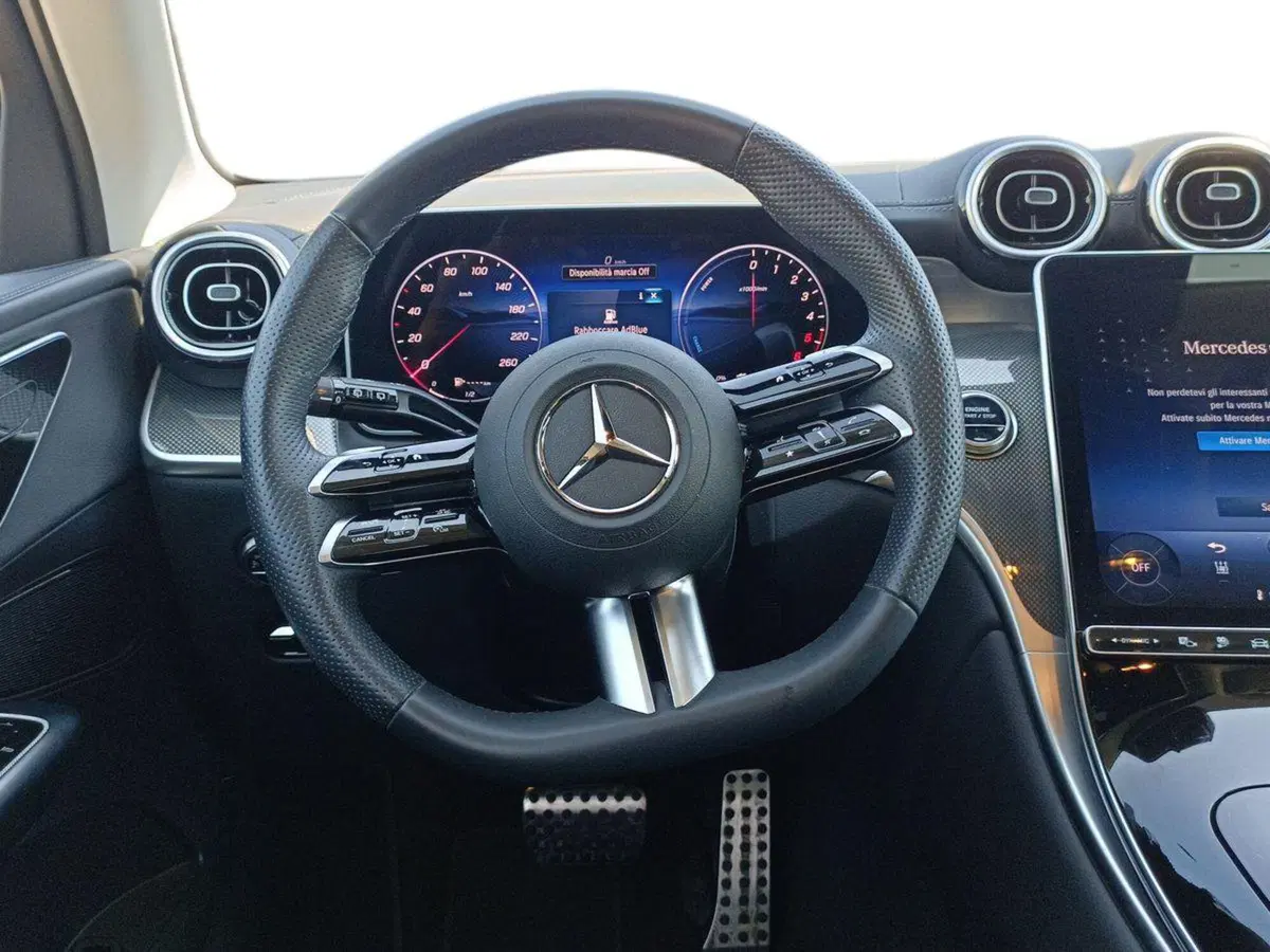 Mercedes-Benz GLC Coupé usata a Bari (11)