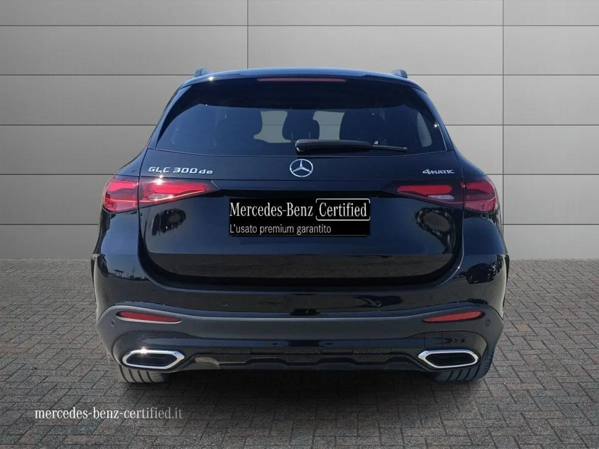 Mercedes-Benz GLC Coupé usata a Bari (4)
