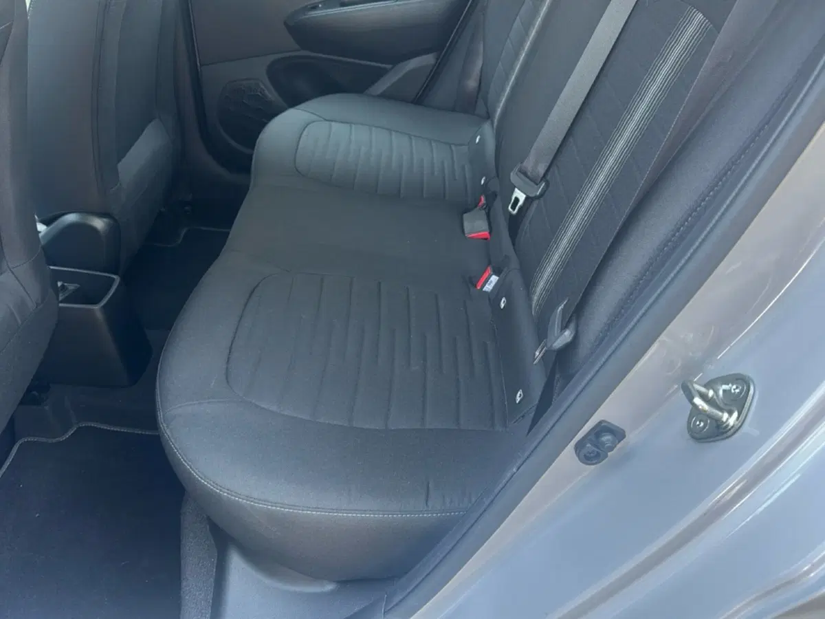 Hyundai i10 usata a Ferrara (7)
