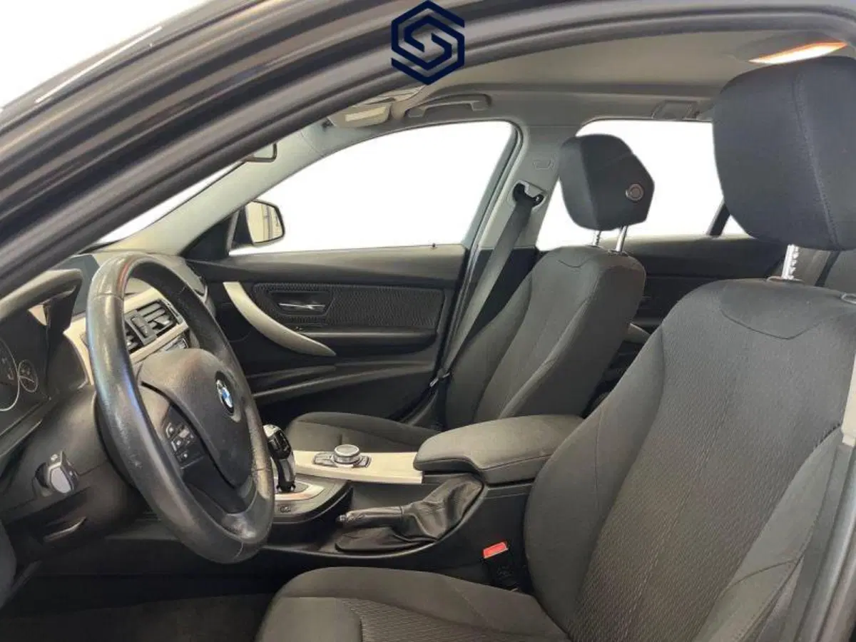 BMW Serie 3 Touring usata a Cagliari (14)