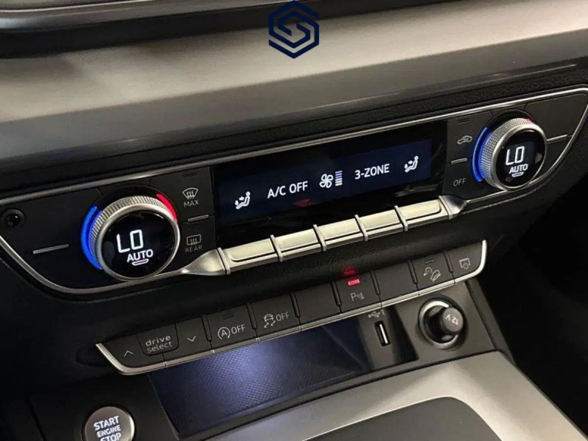 Audi Q5 Sportback usata a Cagliari (14)