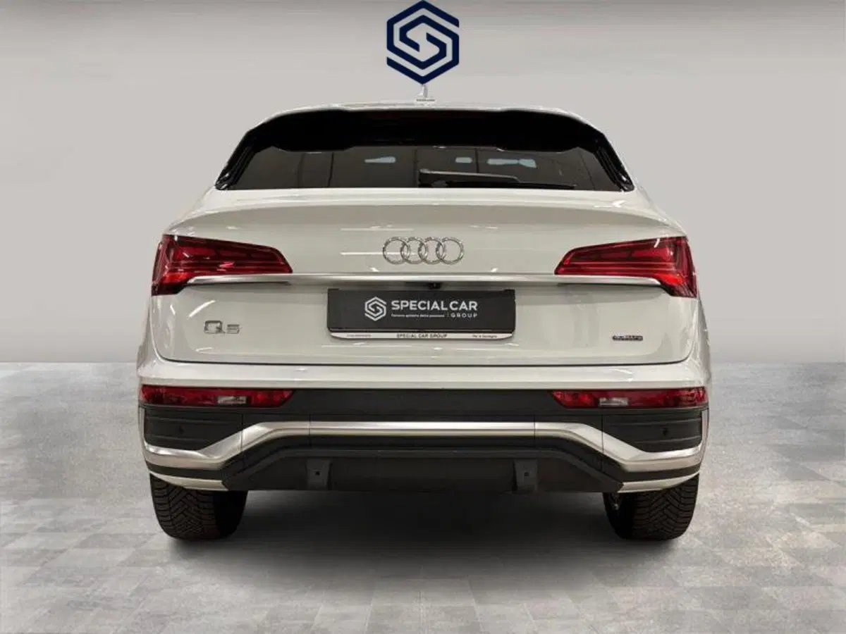 Audi Q5 Sportback usata a Cagliari (4)
