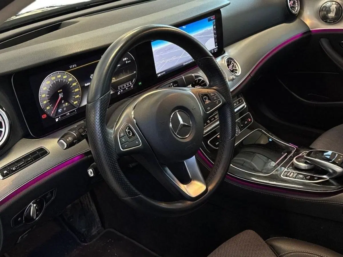 Mercedes-Benz Classe E Station Wagon usata a Rimini (16)