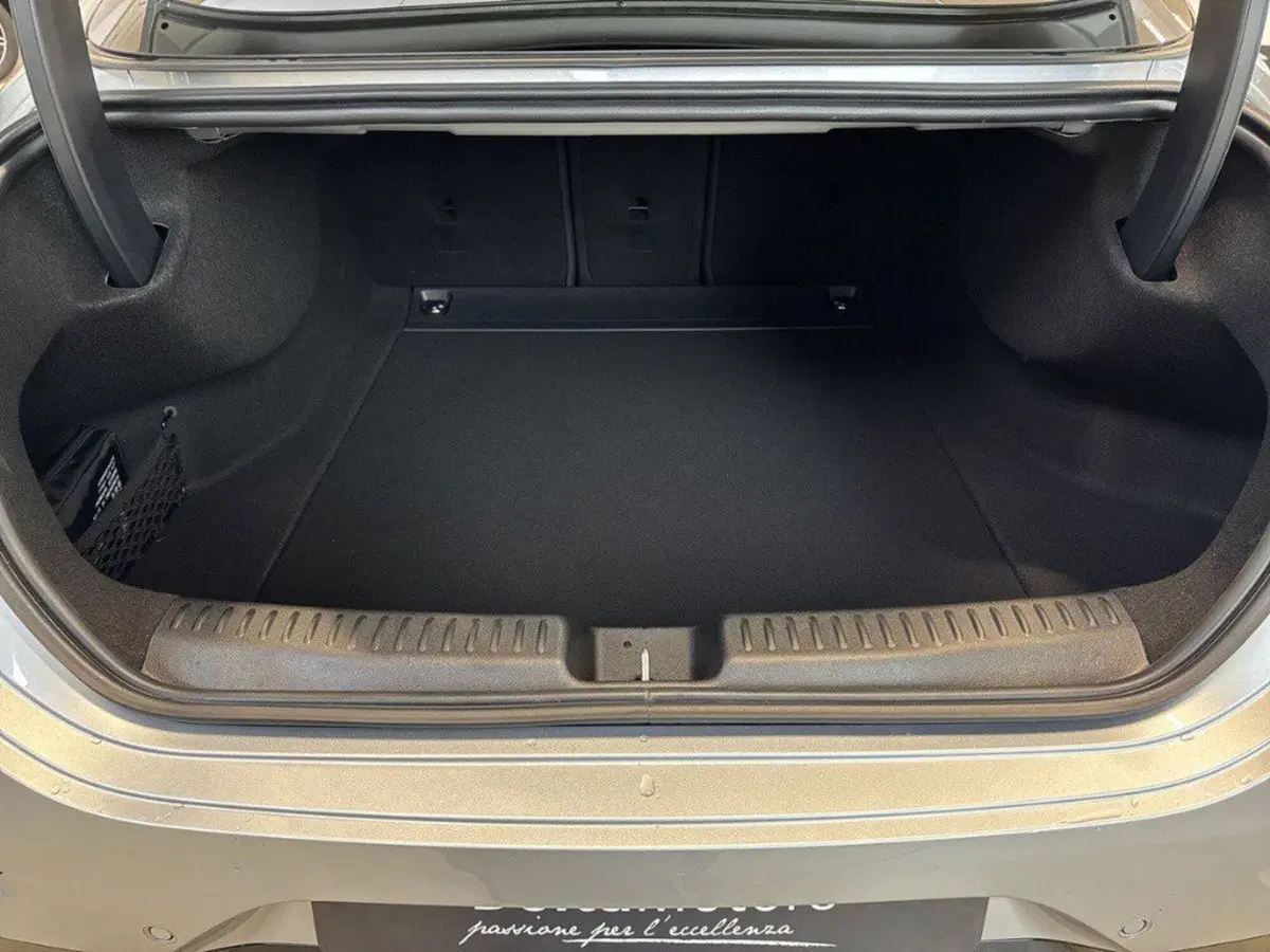 Mercedes-Benz CLA nuova a Macerata (7)