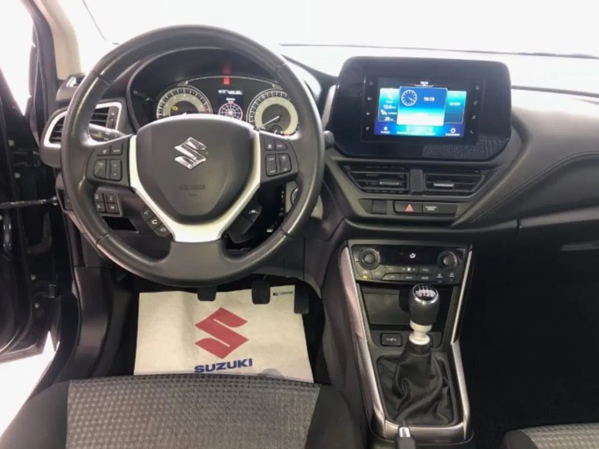 Suzuki S-Cross usata a Torino (12)
