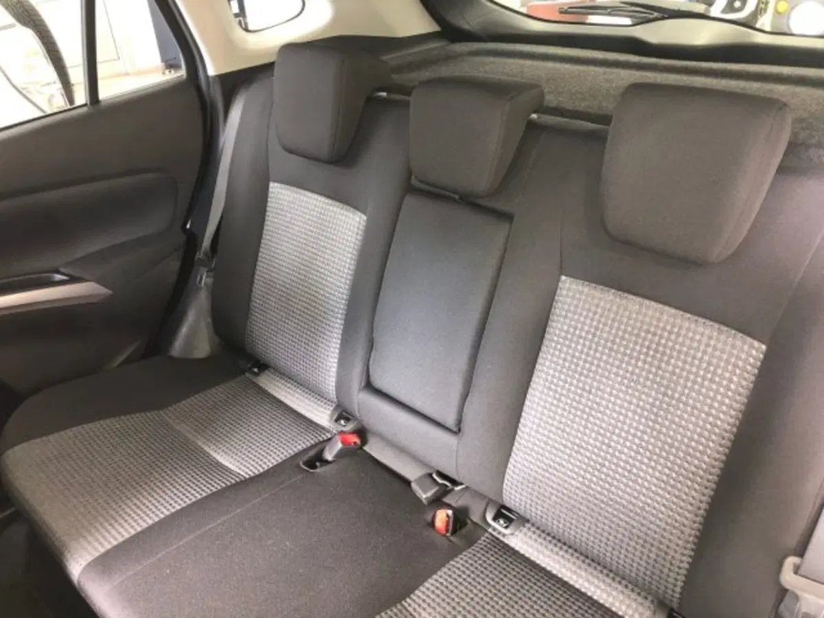 Suzuki S-Cross usata a Torino (8)