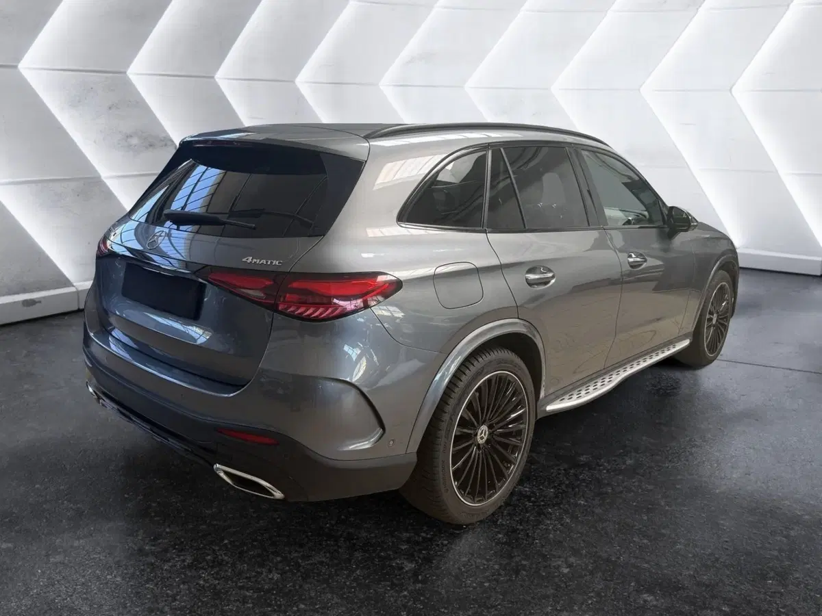 Mercedes-Benz GLC SUV usata a Napoli (6)