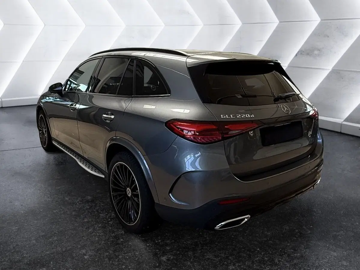 Mercedes-Benz GLC SUV usata a Napoli (7)