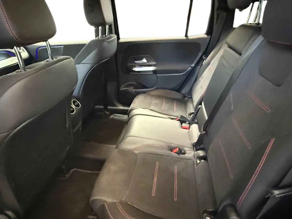 Mercedes-Benz GLB usata a Napoli (14)