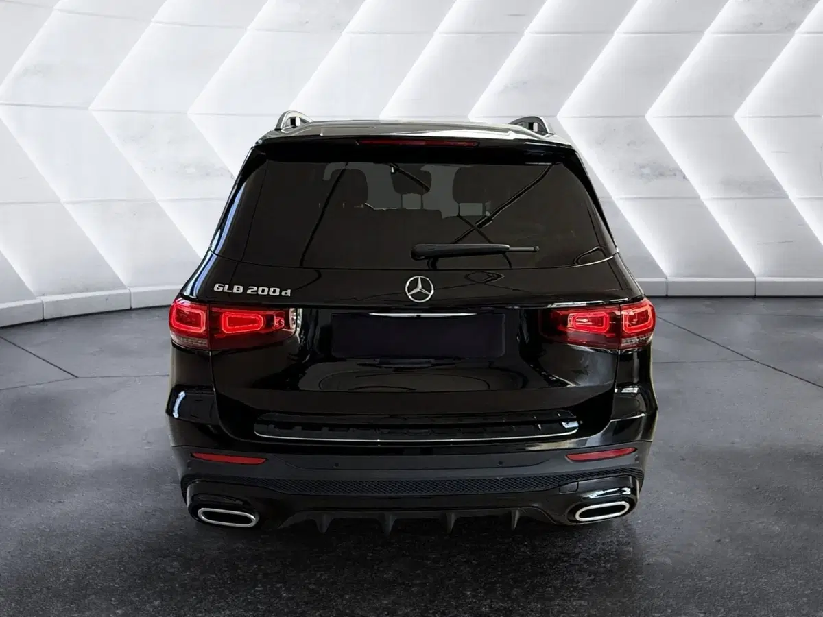 Mercedes-Benz GLB usata a Napoli (8)