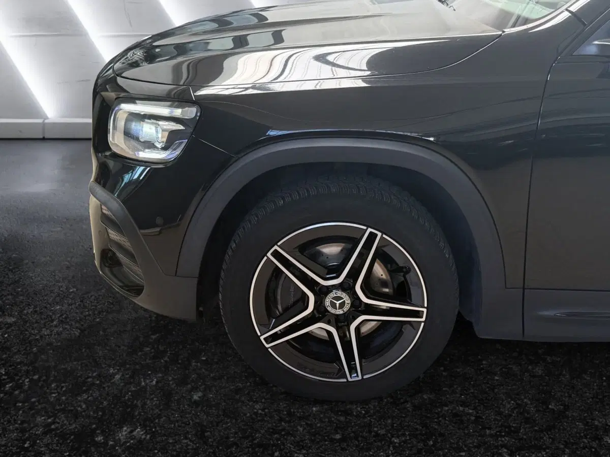 Mercedes-Benz GLB usata a Napoli (9)