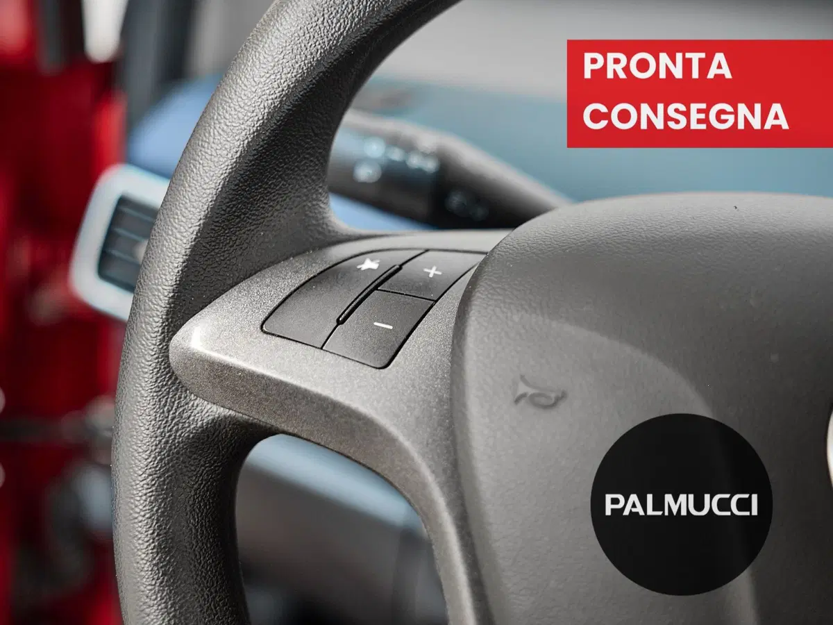 Lancia Ypsilon usata a Prato (15)