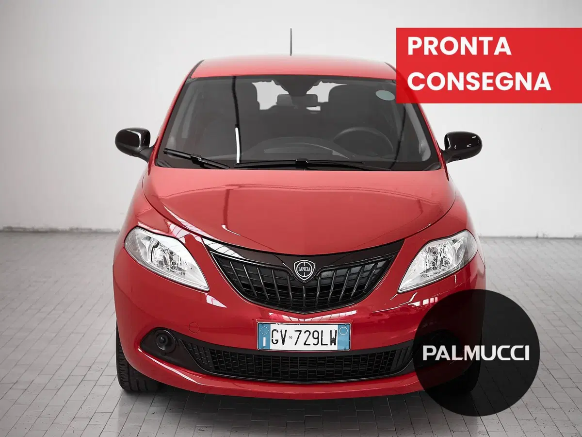 Lancia Ypsilon usata a Prato (2)