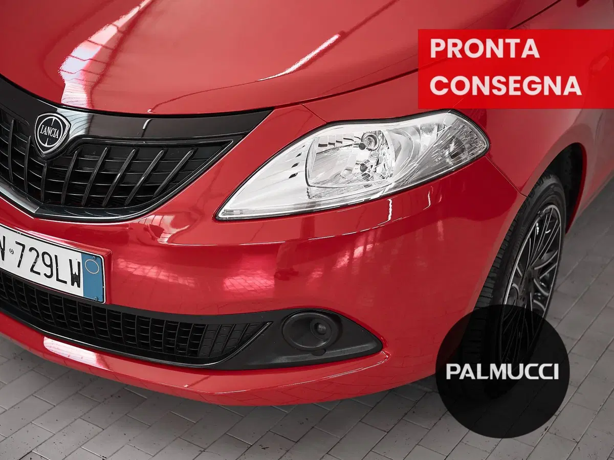 Lancia Ypsilon usata a Prato (7)
