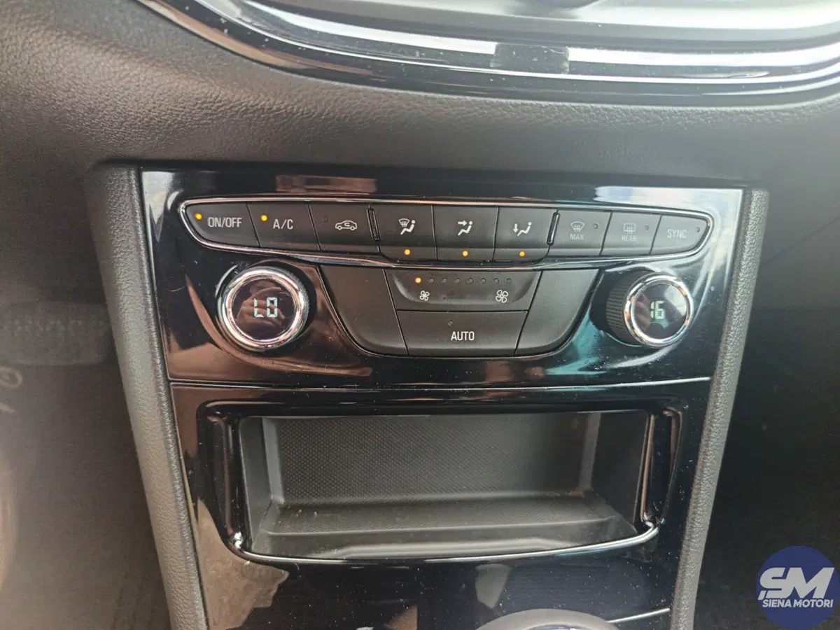 Opel Astra Station Wagon usata a Siena (12)
