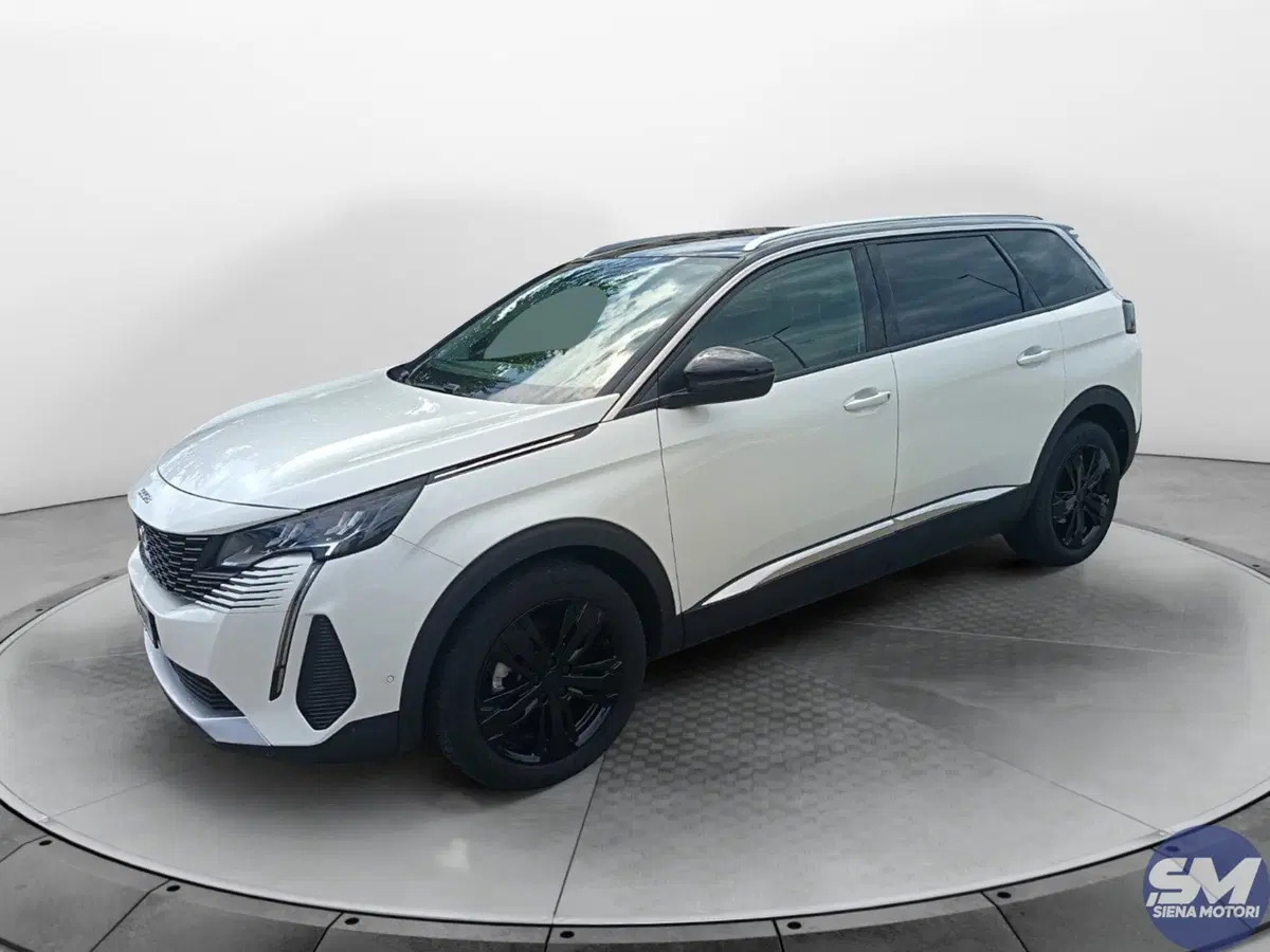 Peugeot 5008 usata a Siena