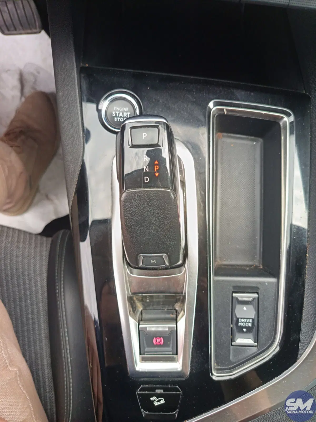 Peugeot 5008 usata a Siena (13)