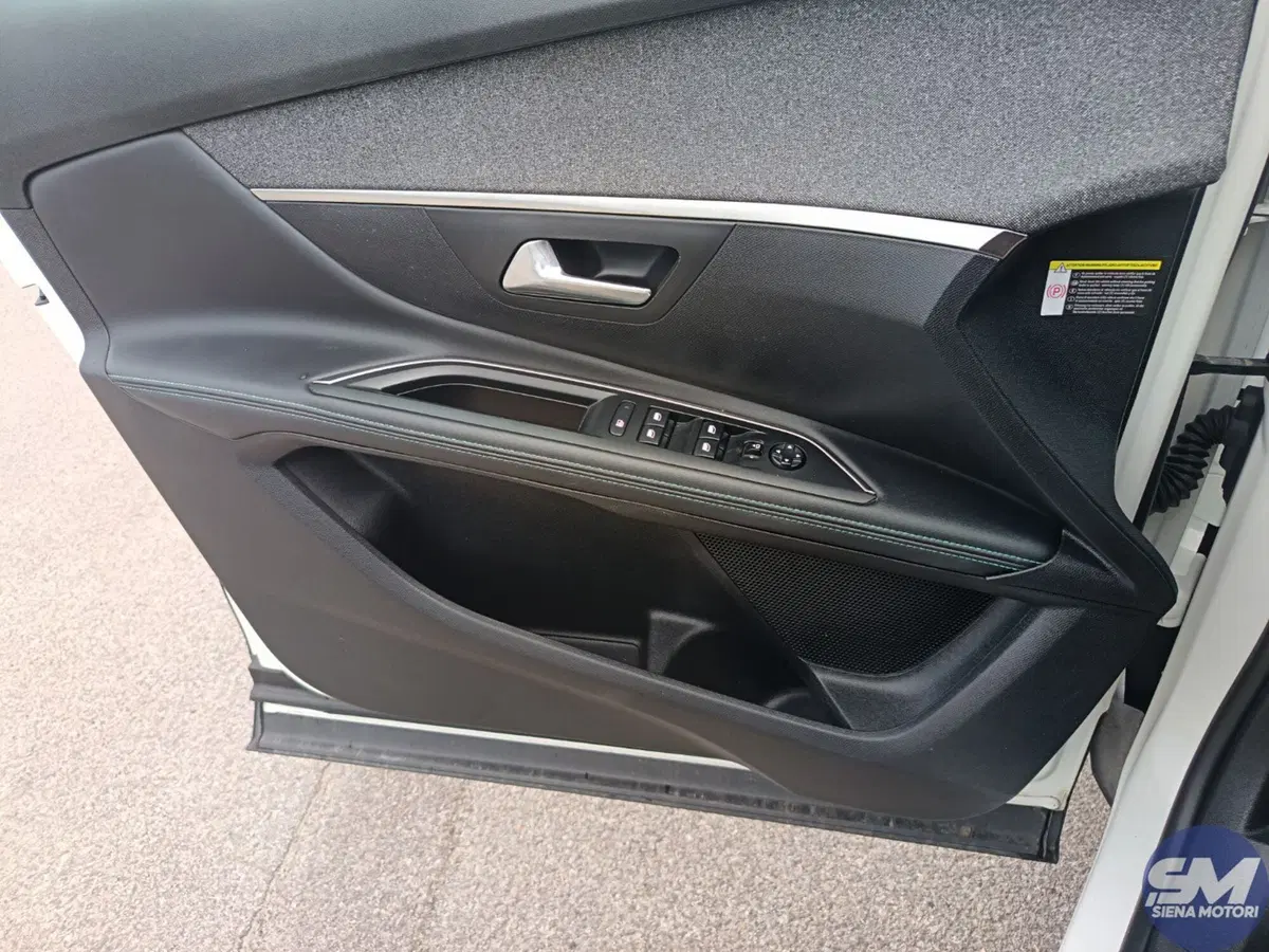Peugeot 5008 usata a Siena (16)