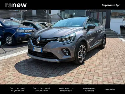Renault Captur Full Hybrid E-Tech 145 CV Techno Fast Track del 2022 usata a Vigevano