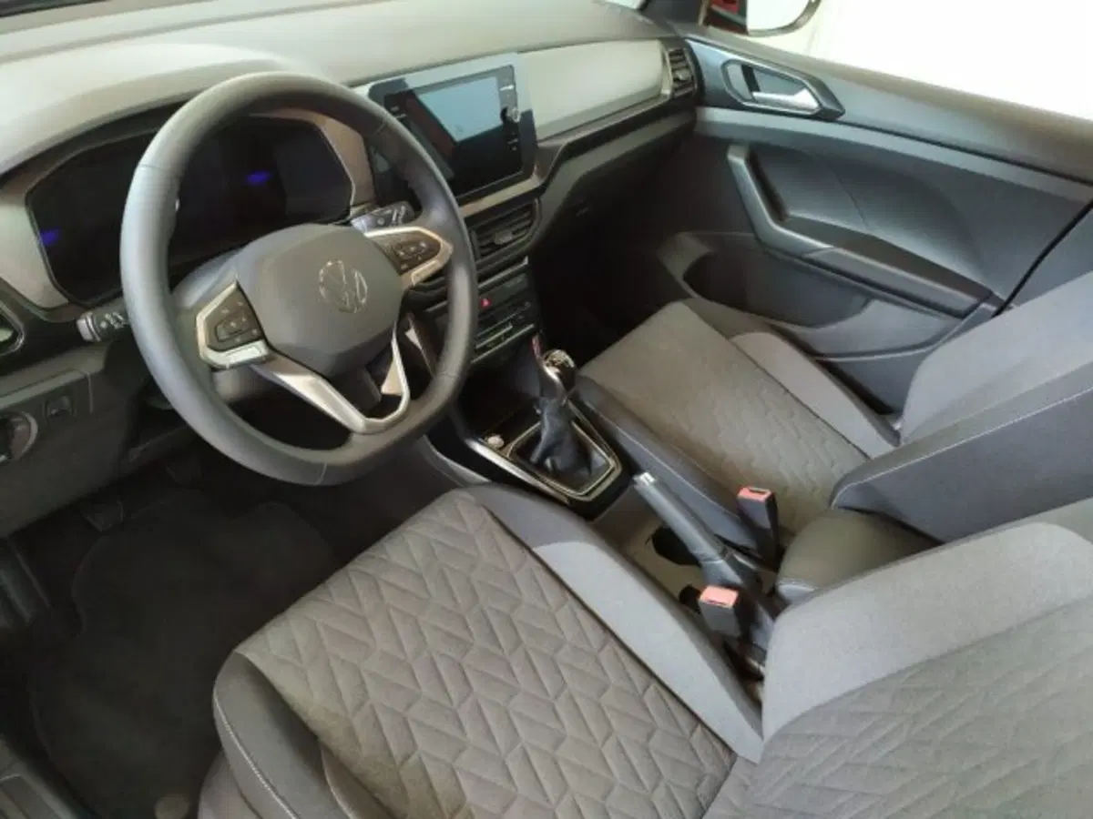 Volkswagen T-Cross usata a Trieste (5)