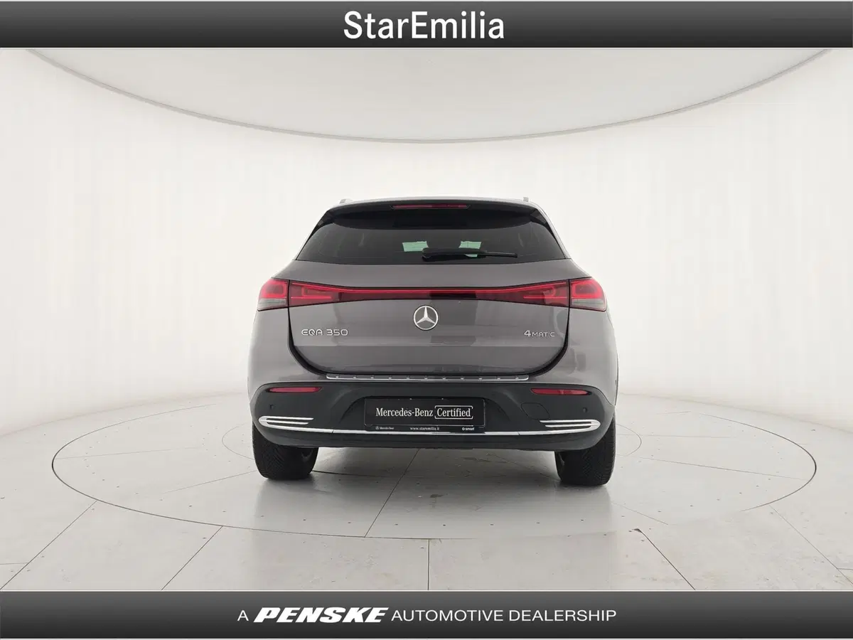 Mercedes-Benz EQA usata a Bologna (4)