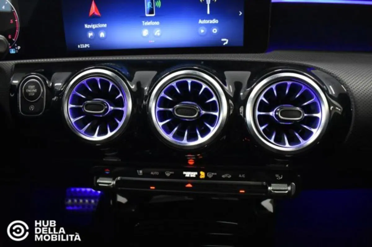 Mercedes-Benz CLA Shooting Brake usata a Perugia (12)