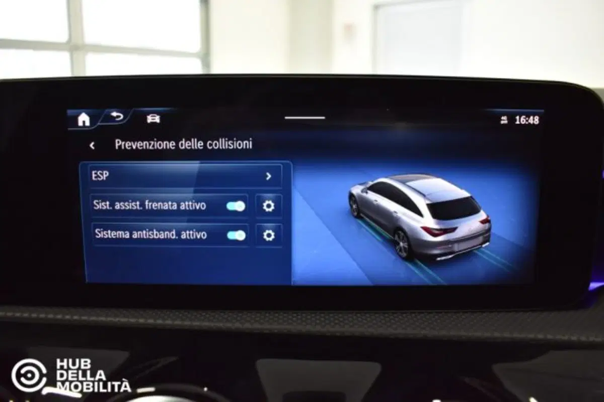 Mercedes-Benz CLA Shooting Brake usata a Perugia (17)