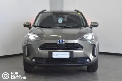 Toyota Yaris Cross 1.5 Hybrid 5p. E-CVT AWD-i Lounge del 2023 usata a Foligno