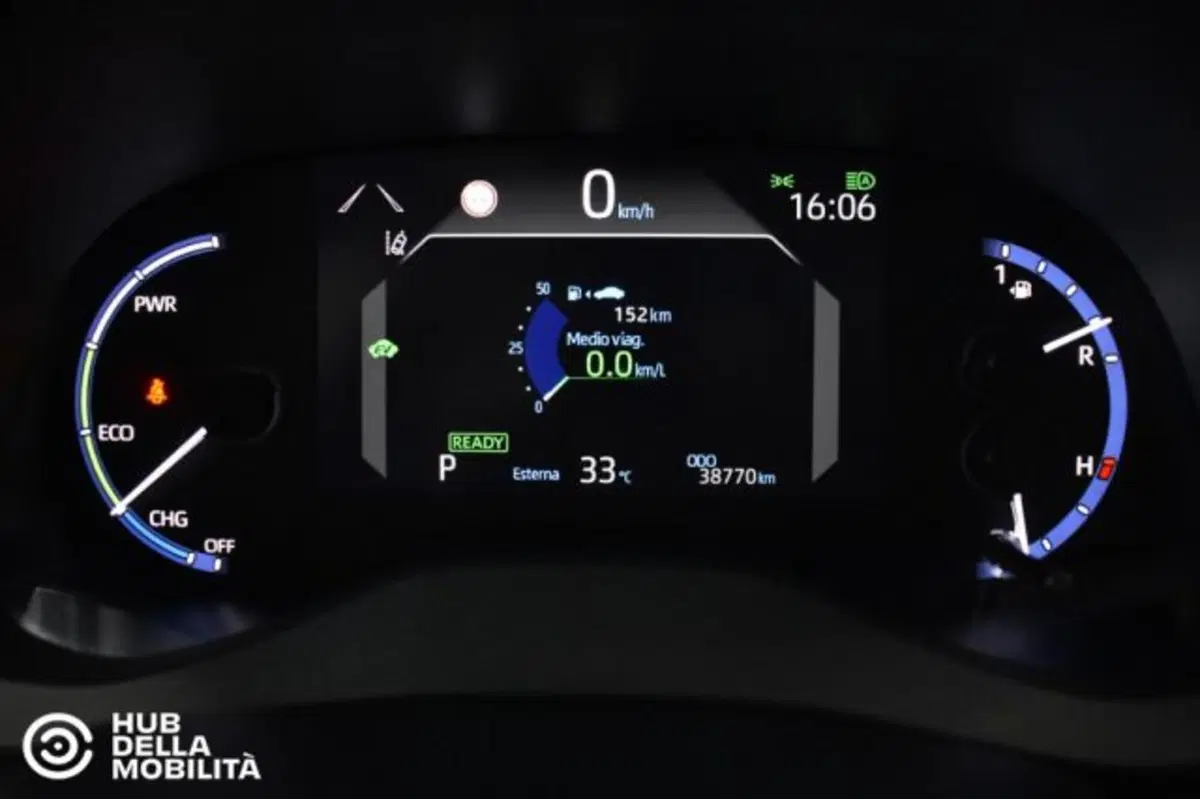 Toyota Yaris Cross usata a Perugia (8)