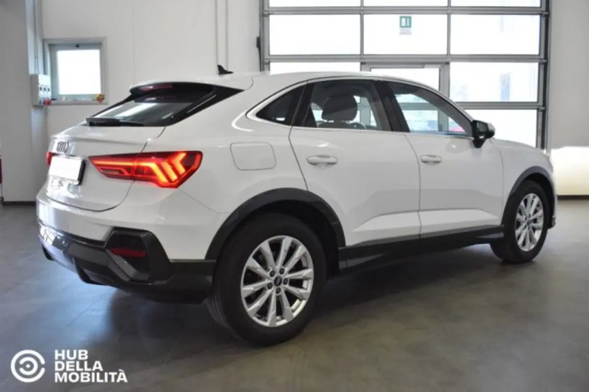 Audi Q3 Sportback usata a Perugia (4)