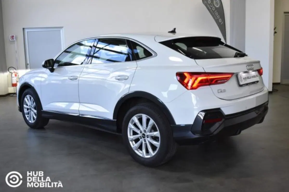 Audi Q3 Sportback usata a Perugia (6)