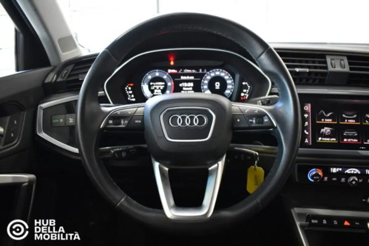Audi Q3 Sportback usata a Perugia (9)