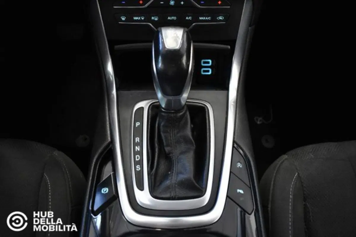 Ford S-Max usata a Perugia (12)