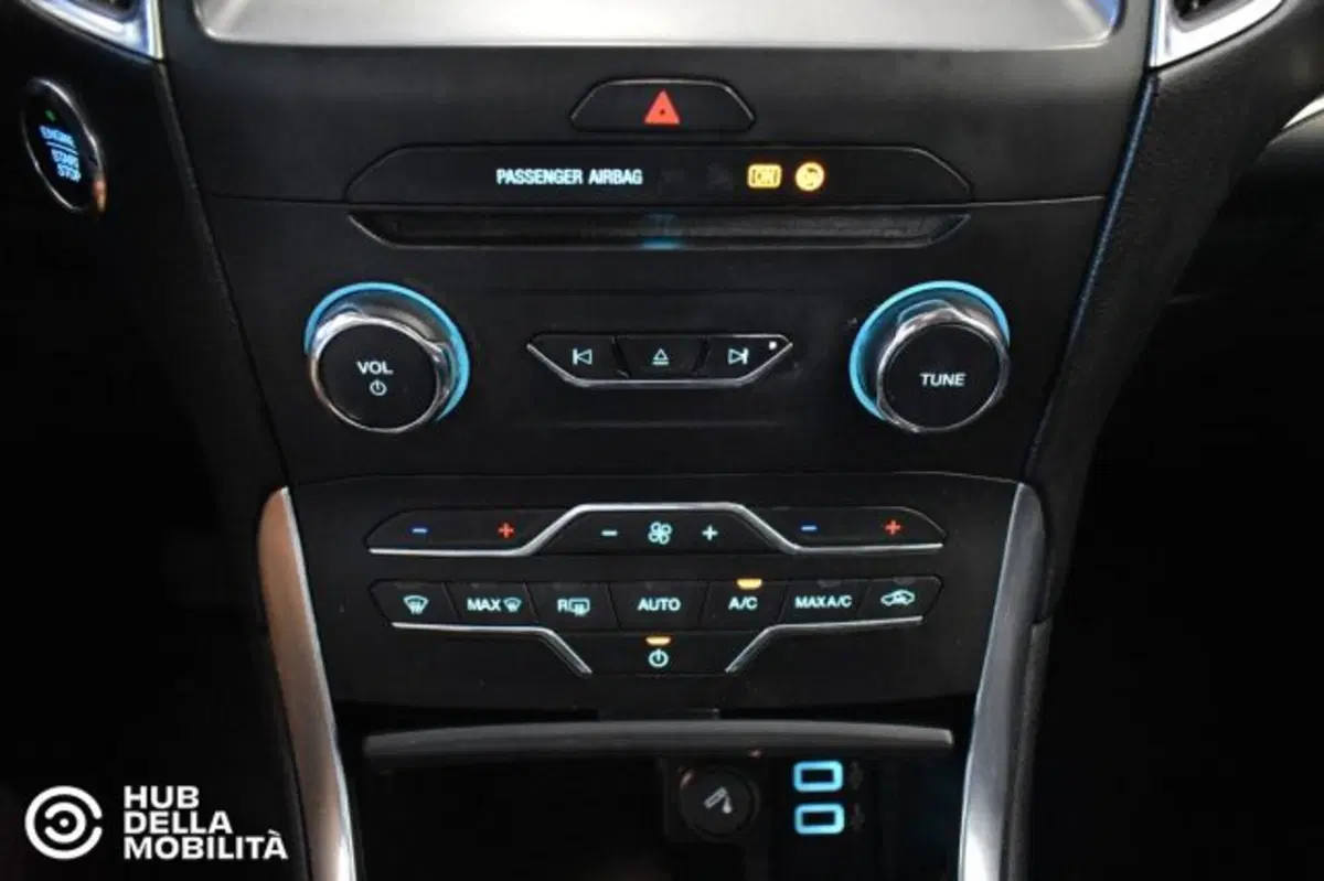 Ford S-Max usata a Perugia (13)