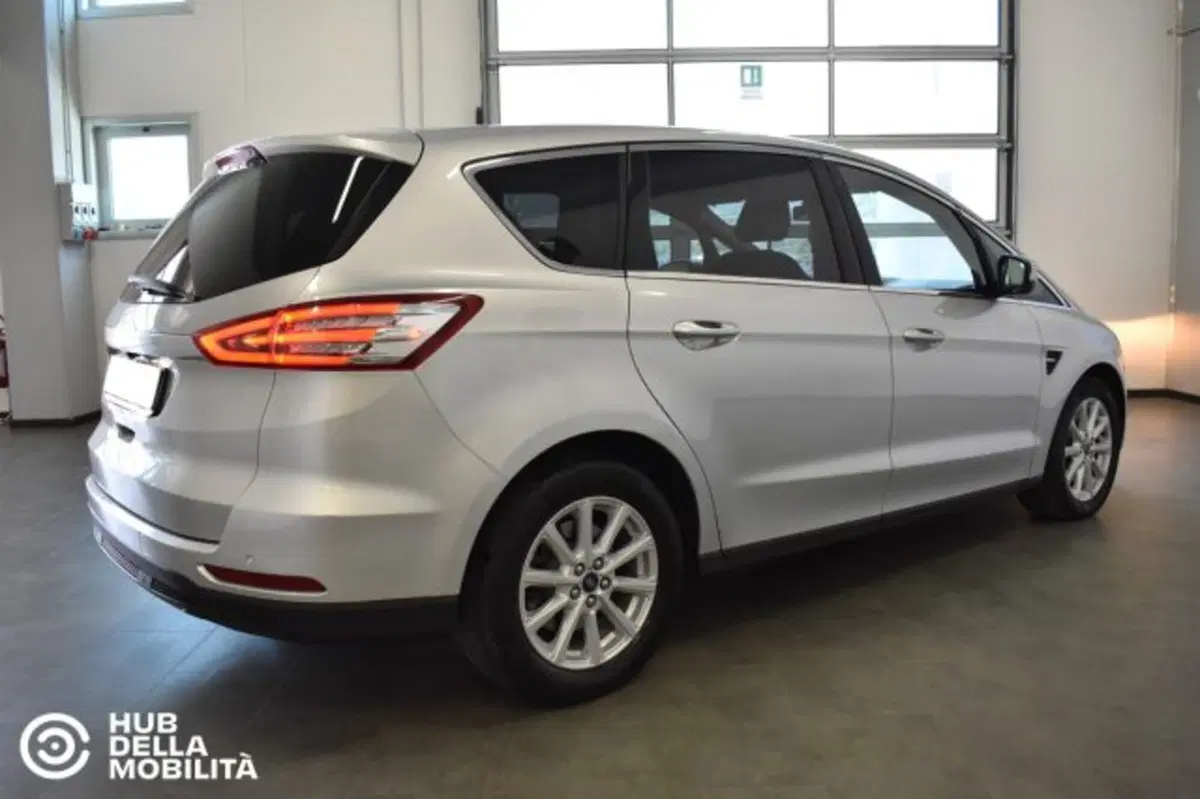 Ford S-Max usata a Perugia (4)