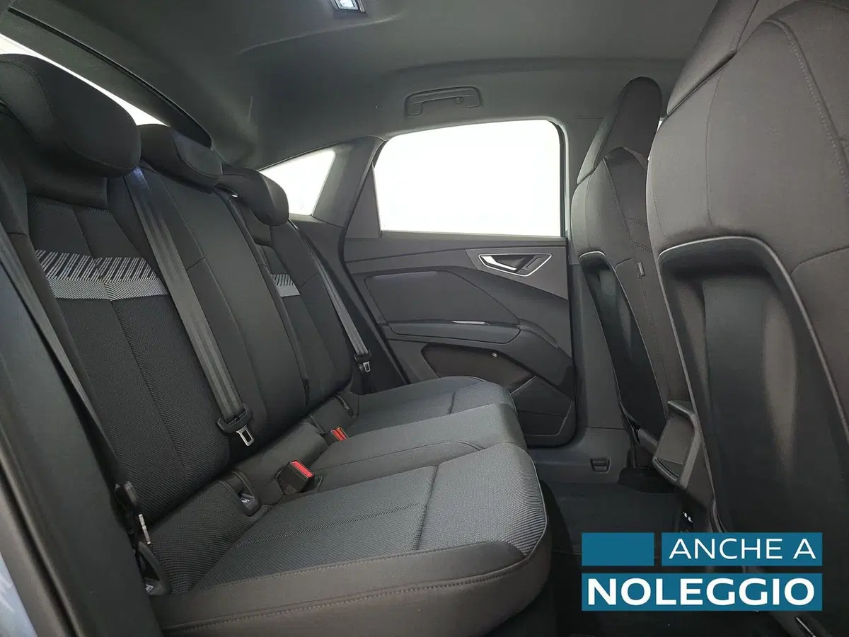 Audi Q4 Sportback usata a Alessandria (15)