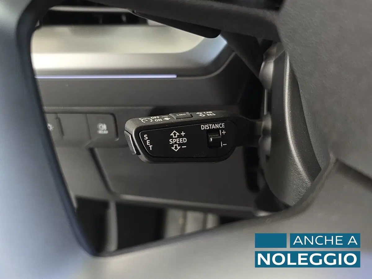 Audi Q4 Sportback usata a Alessandria (17)